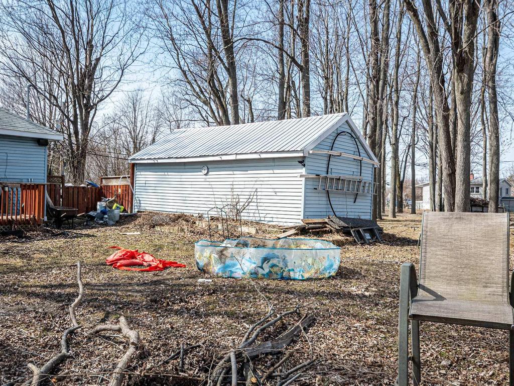 









787


Rue Principale

,
Rivière-Beaudette,




QC
J0P1R0

