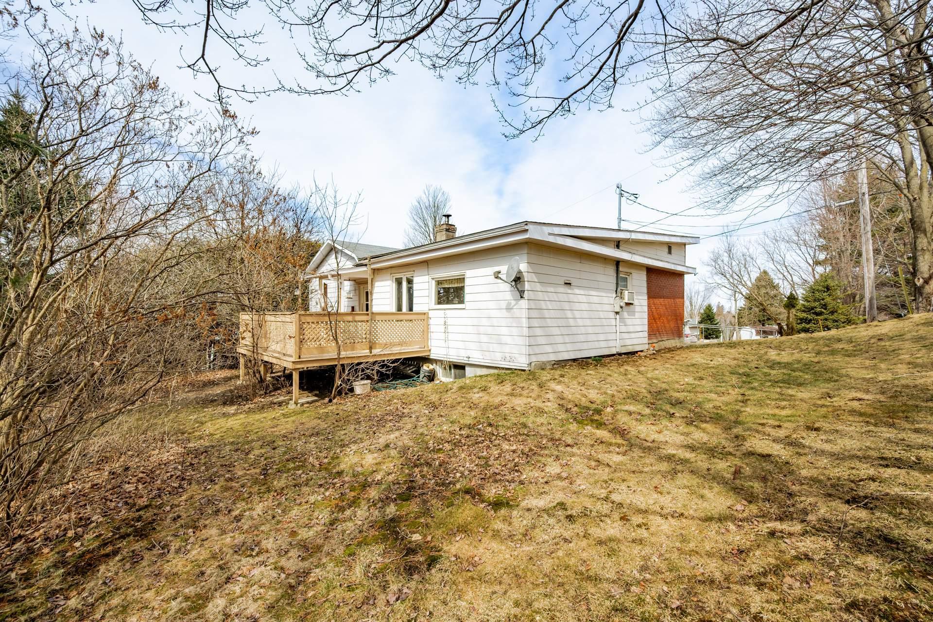 









532


Rue Lemay

,
Coaticook,




QC
J1A1M1

