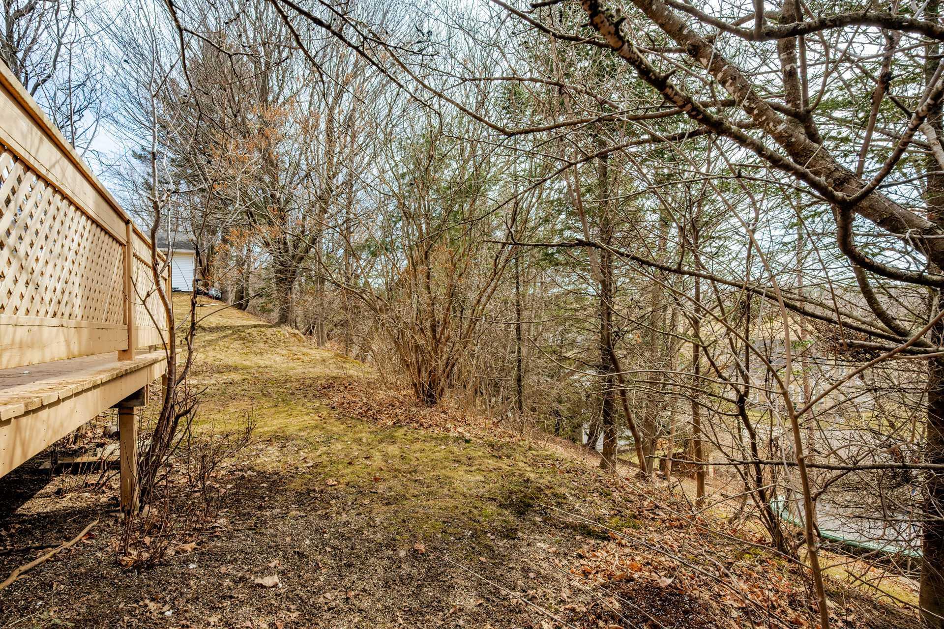









532


Rue Lemay

,
Coaticook,




QC
J1A1M1

