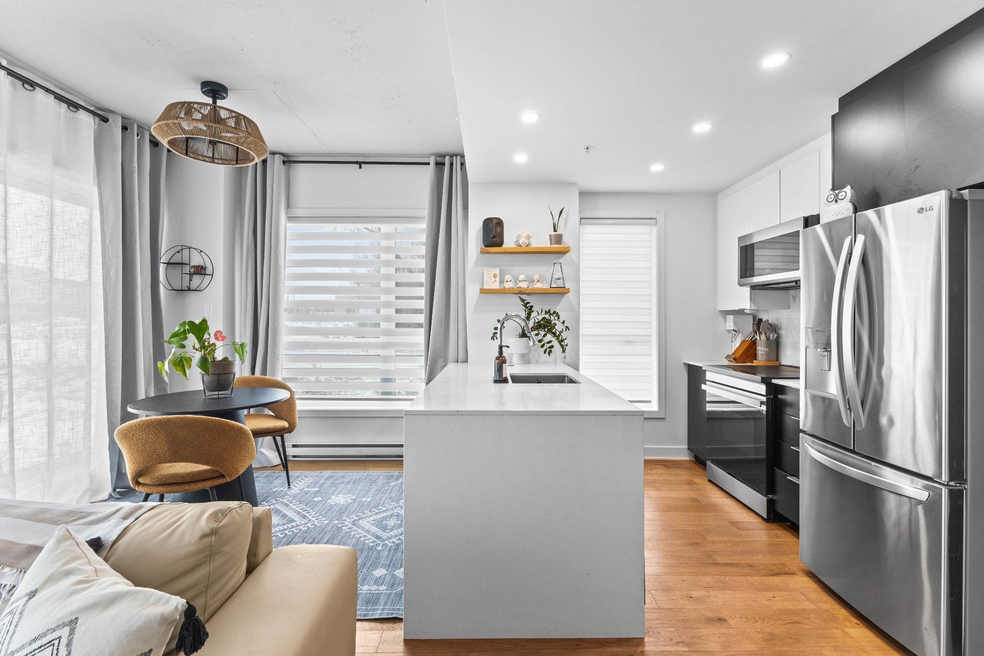 









300


Av. George-V

, 101,
Montréal (Lachine),




QC
H8S2R6

