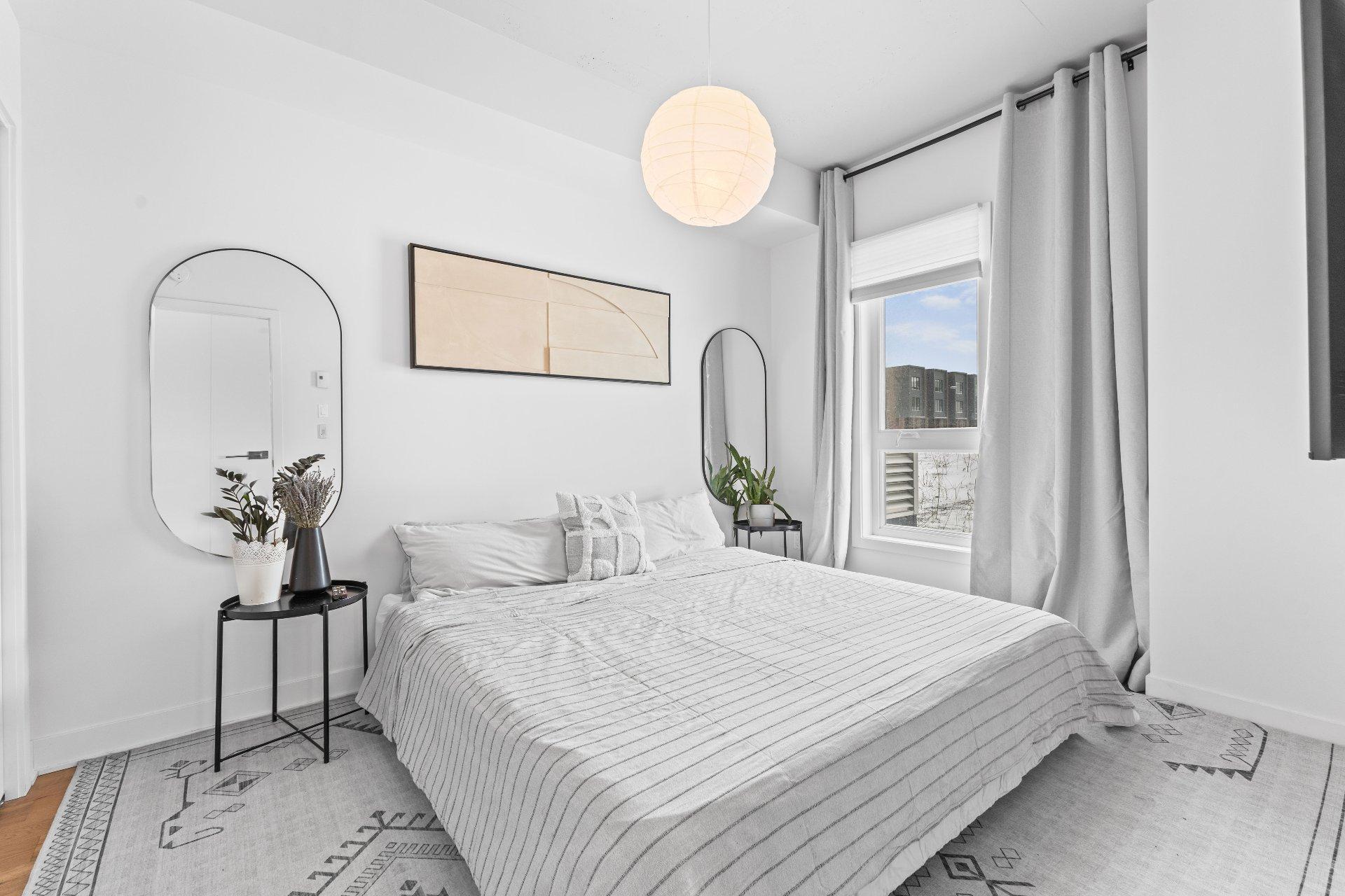 









300


Av. George-V

, 101,
Montréal (Lachine),




QC
H8S2R6

