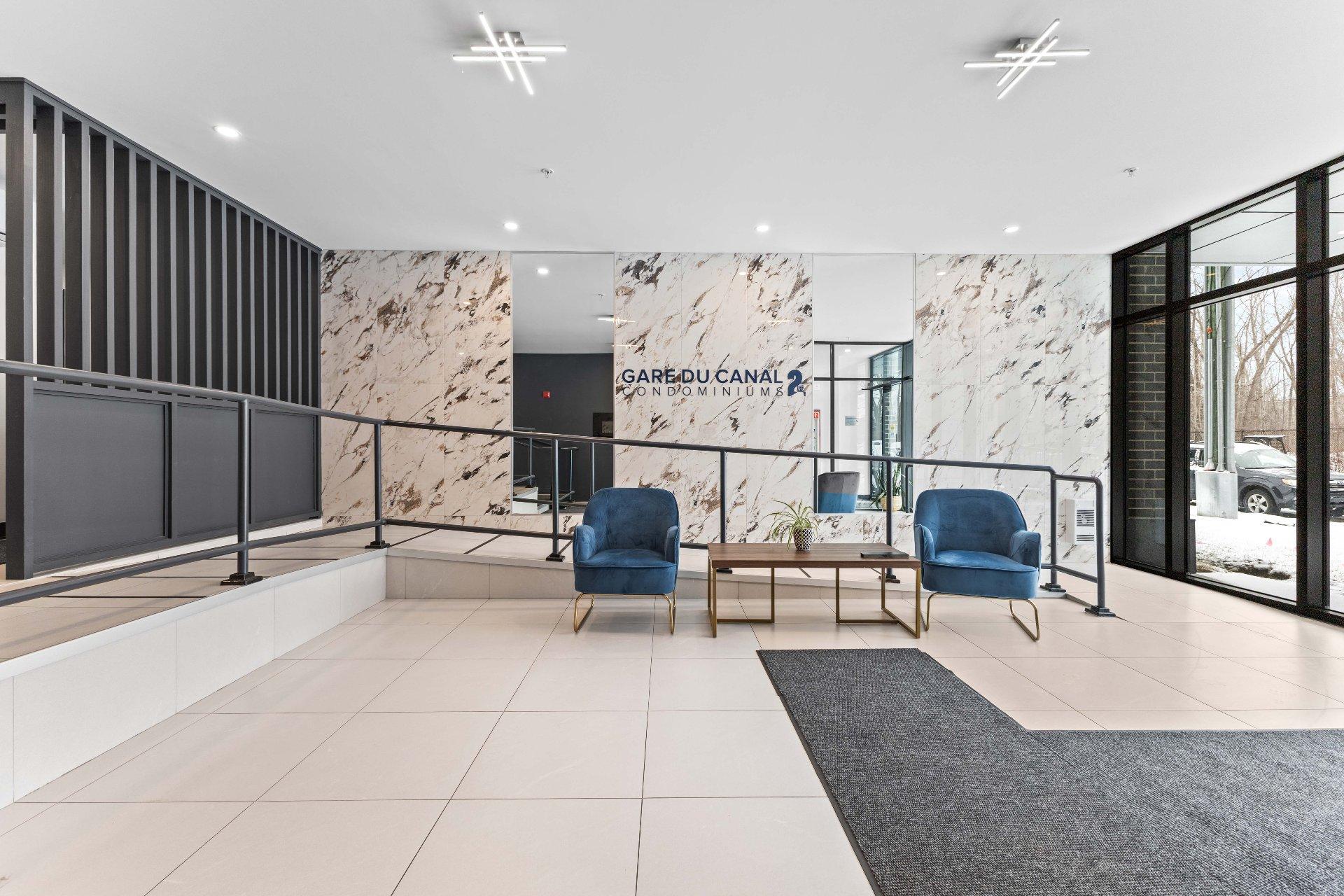 









300


Av. George-V

, 101,
Montréal (Lachine),




QC
H8S2R6

