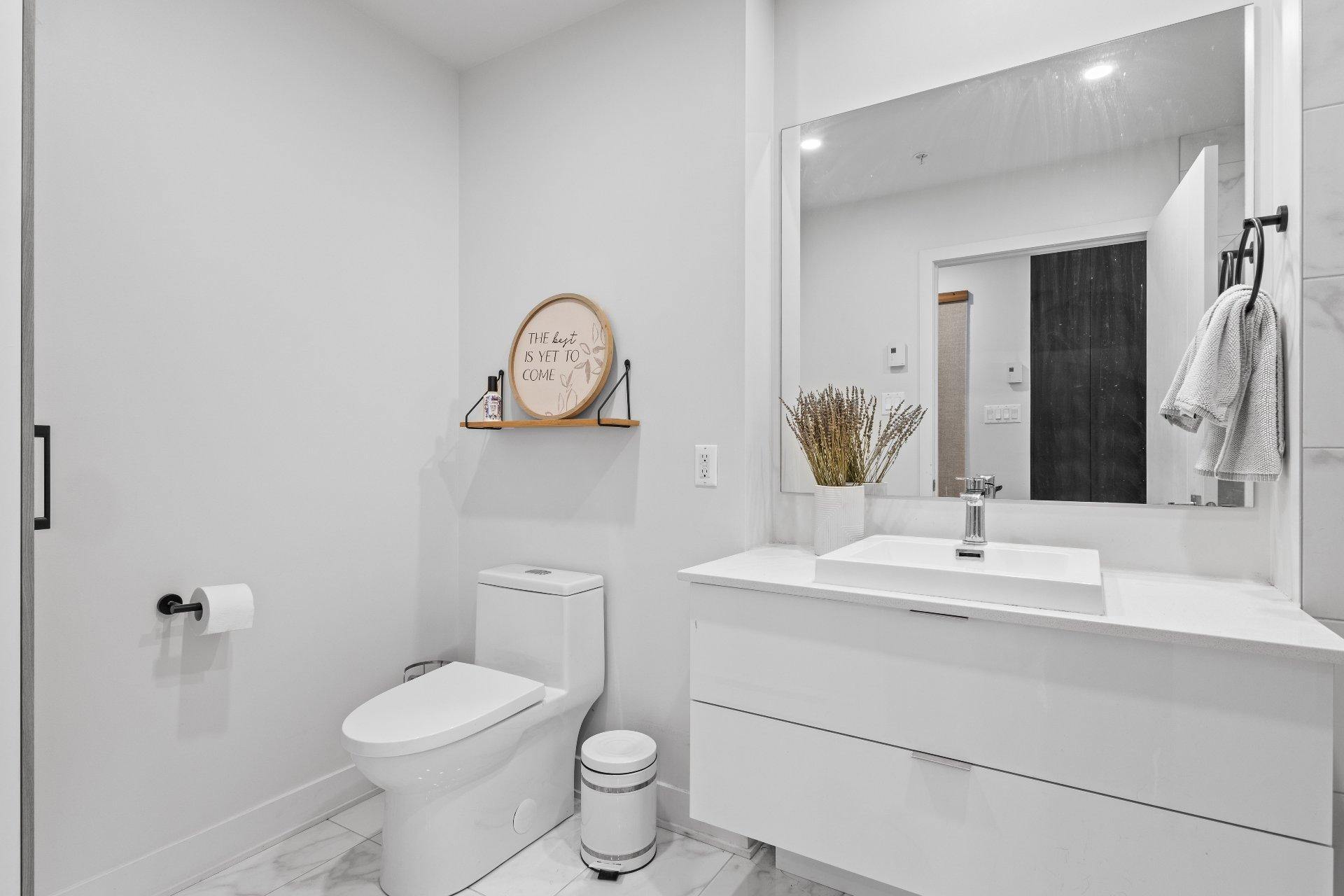 









300


Av. George-V

, 101,
Montréal (Lachine),




QC
H8S2R6

