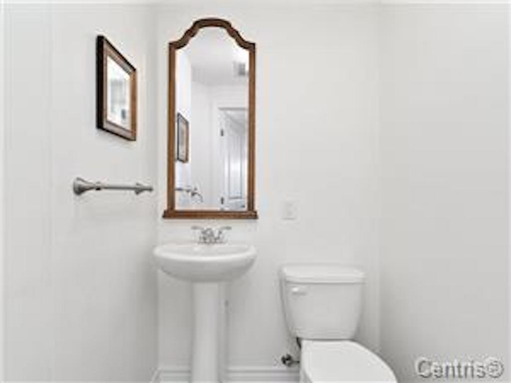 









15


Rue du Colonial

, 3,
Gatineau (Aylmer),




QC
J9H0B1

