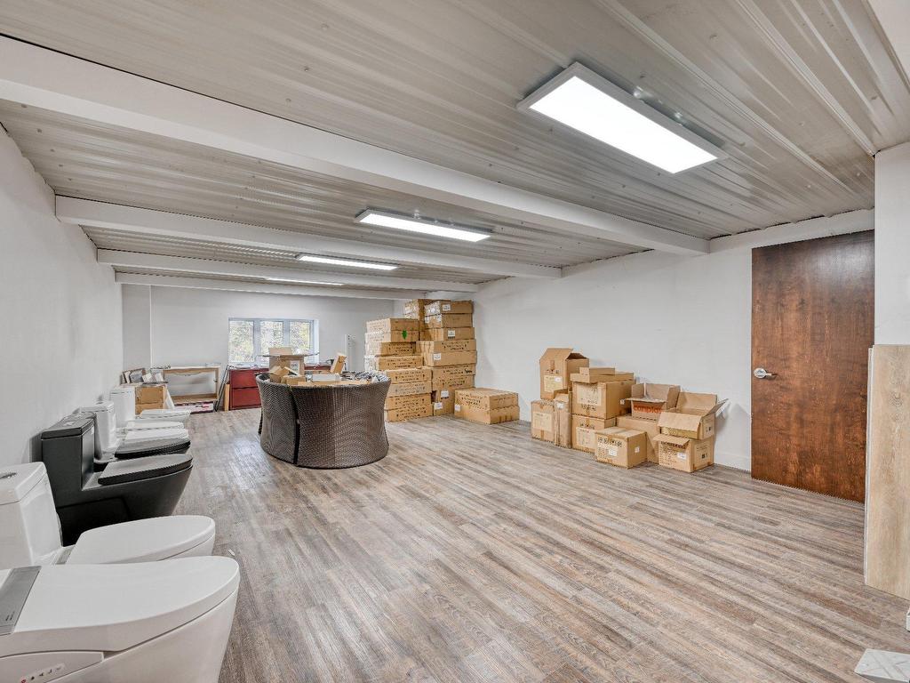 









646


Ch. du Village

,
Morin-Heights,




QC
J0R1H0

