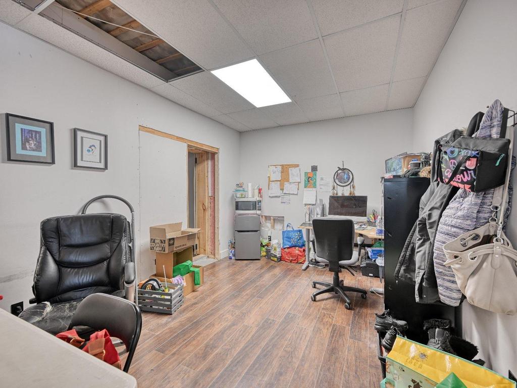 









646


Ch. du Village

,
Morin-Heights,




QC
J0R1H0

