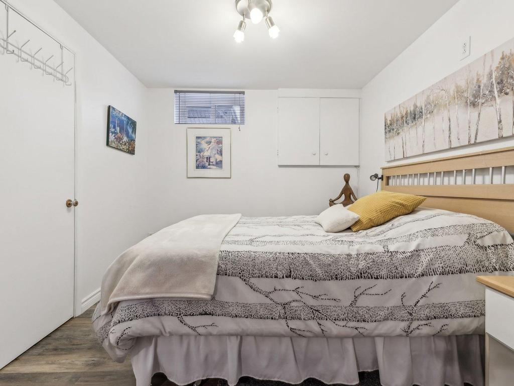 









13


Rue de Rochefort

,
Gatineau (Gatineau),




QC
J8T4K6

