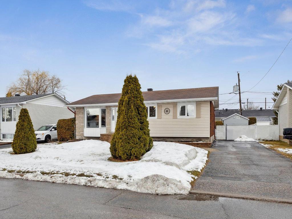









13


Rue de Rochefort

,
Gatineau (Gatineau),




QC
J8T4K6

