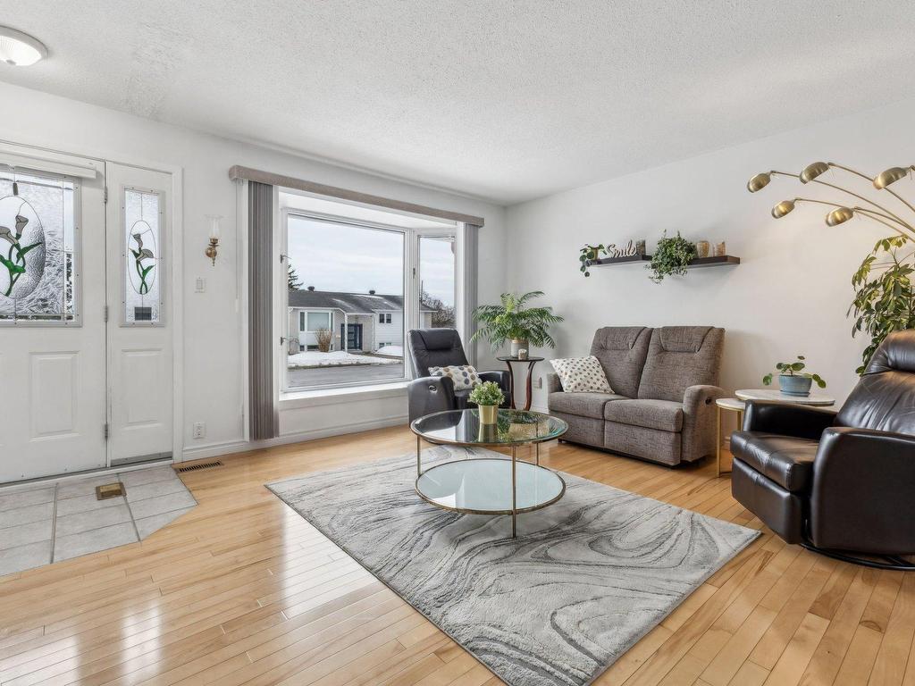 









13


Rue de Rochefort

,
Gatineau (Gatineau),




QC
J8T4K6

