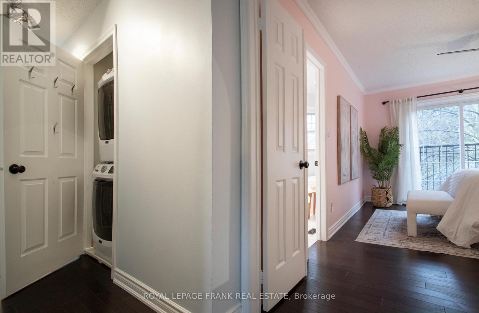 












D8 - 1663 NASH ROAD

,
Clarington (Courtice),




Ontario
L1E1S8

