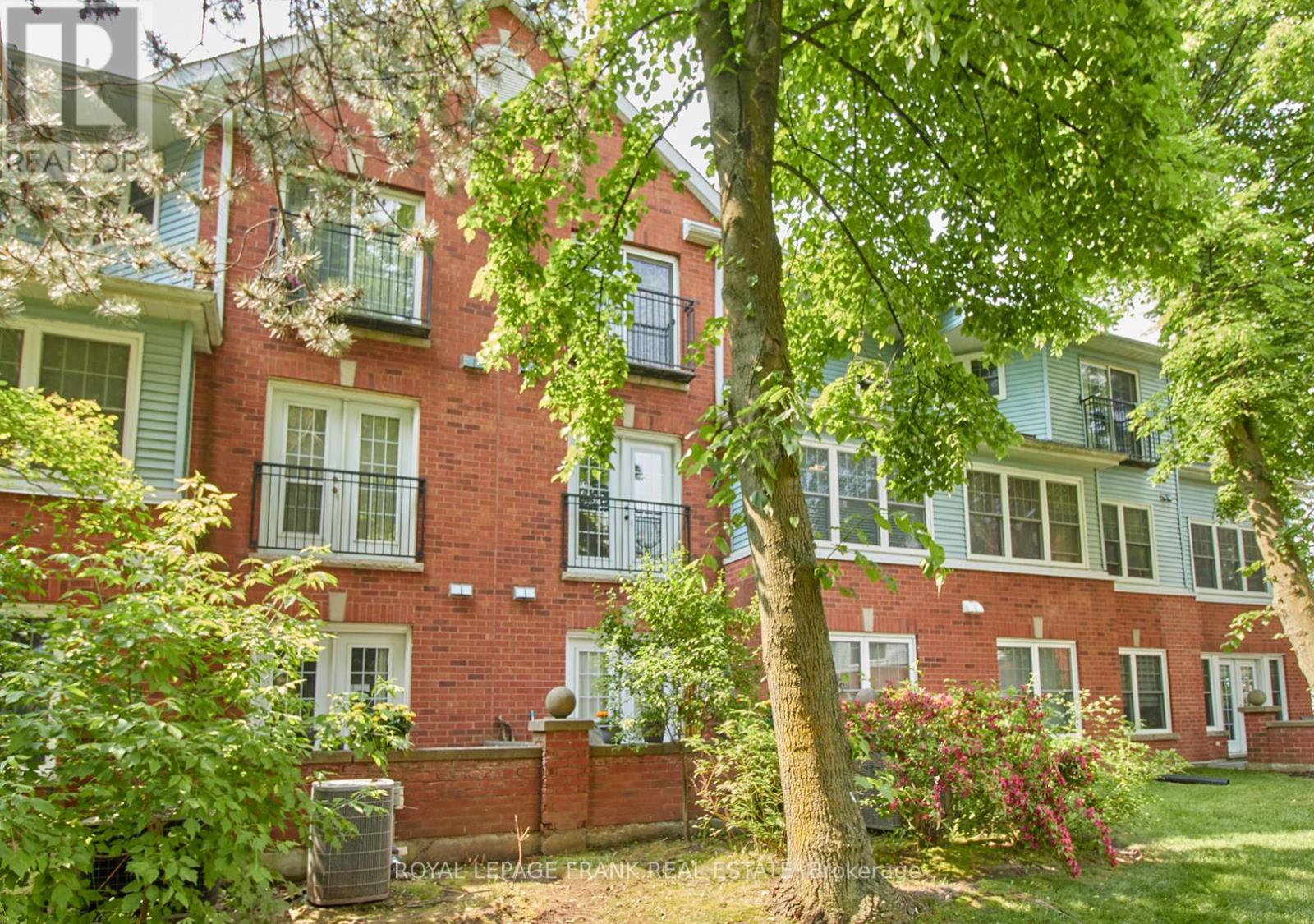 












D8 - 1663 NASH ROAD

,
Clarington (Courtice),




Ontario
L1E1S8


