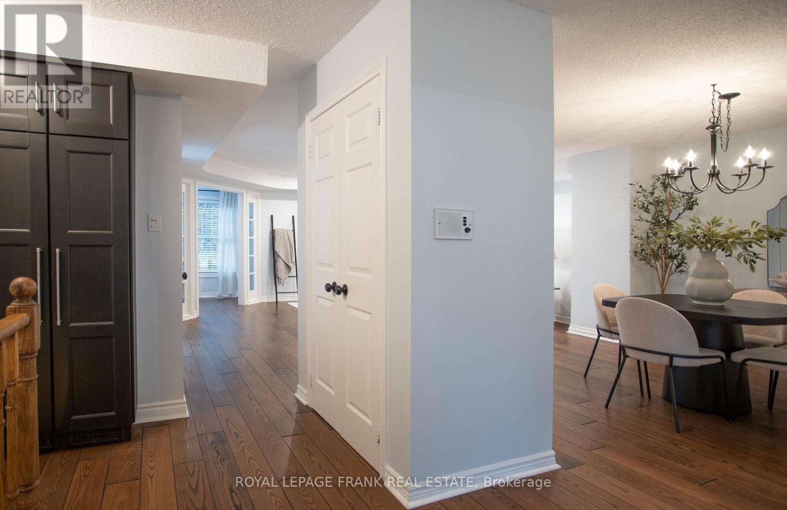 












D8 - 1663 NASH ROAD

,
Clarington (Courtice),




Ontario
L1E1S8

