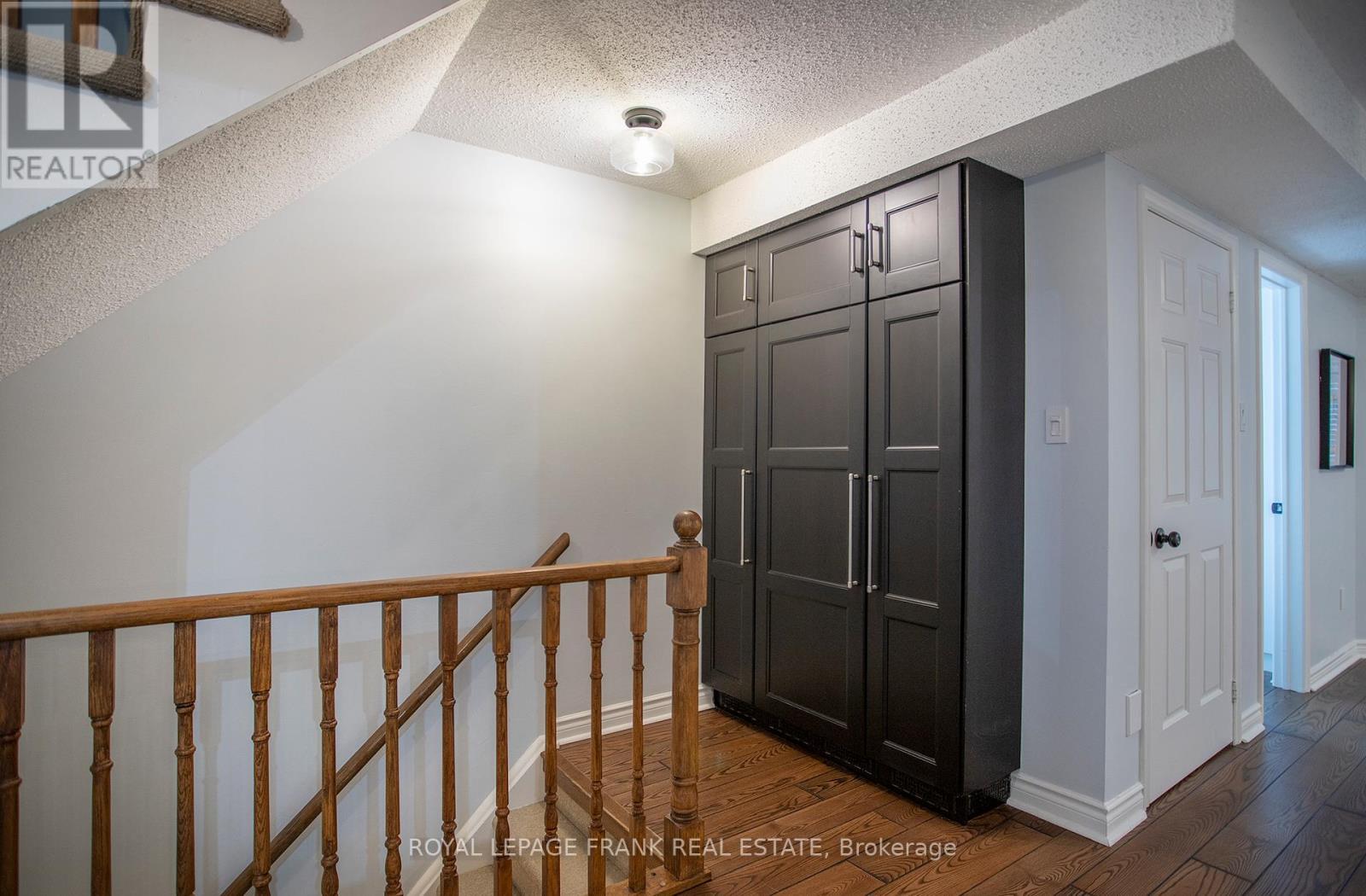 












D8 - 1663 NASH ROAD

,
Clarington (Courtice),




Ontario
L1E1S8

