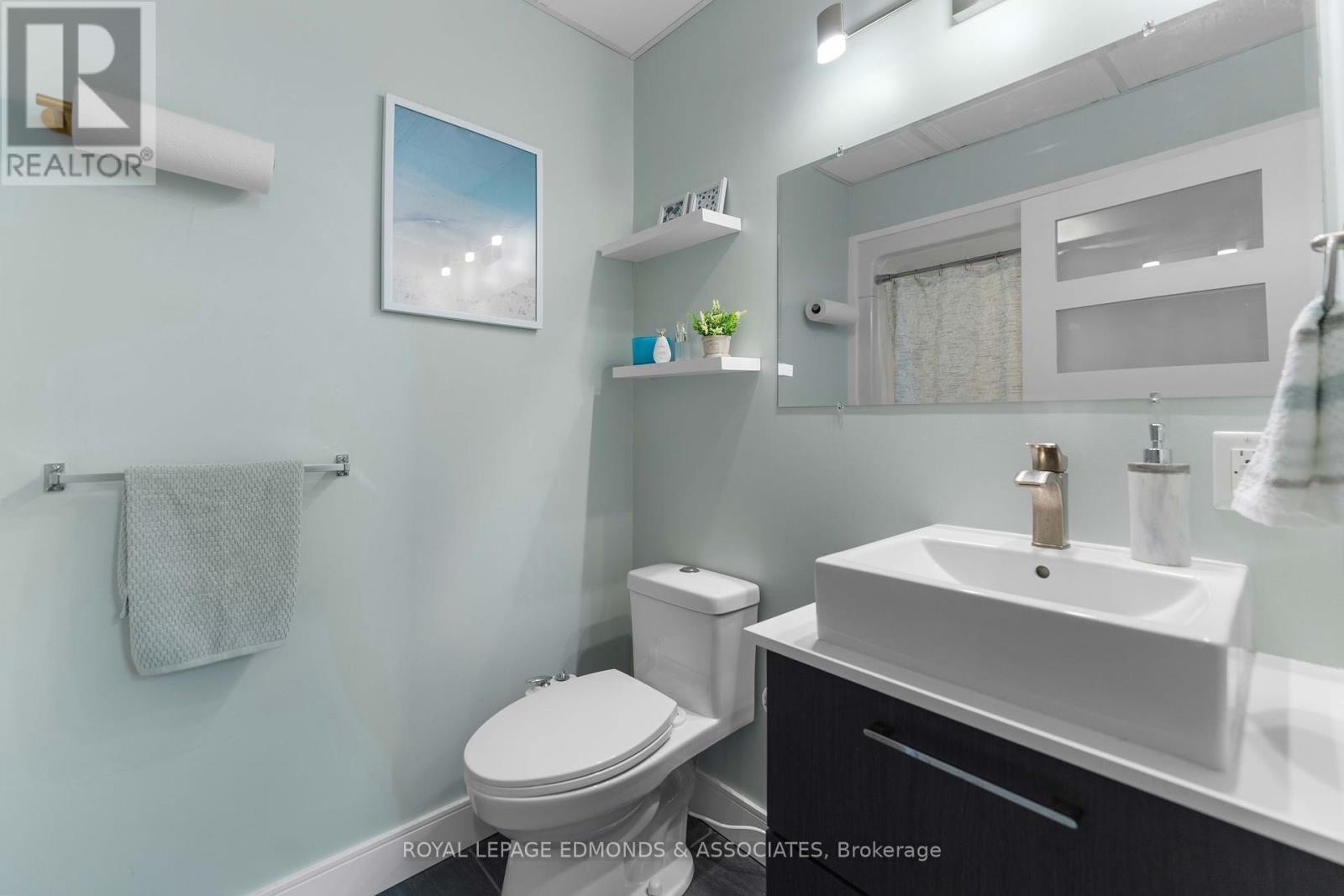 












278 EVERETT STREET

,
Pembroke,




Ontario
K8A3W4

