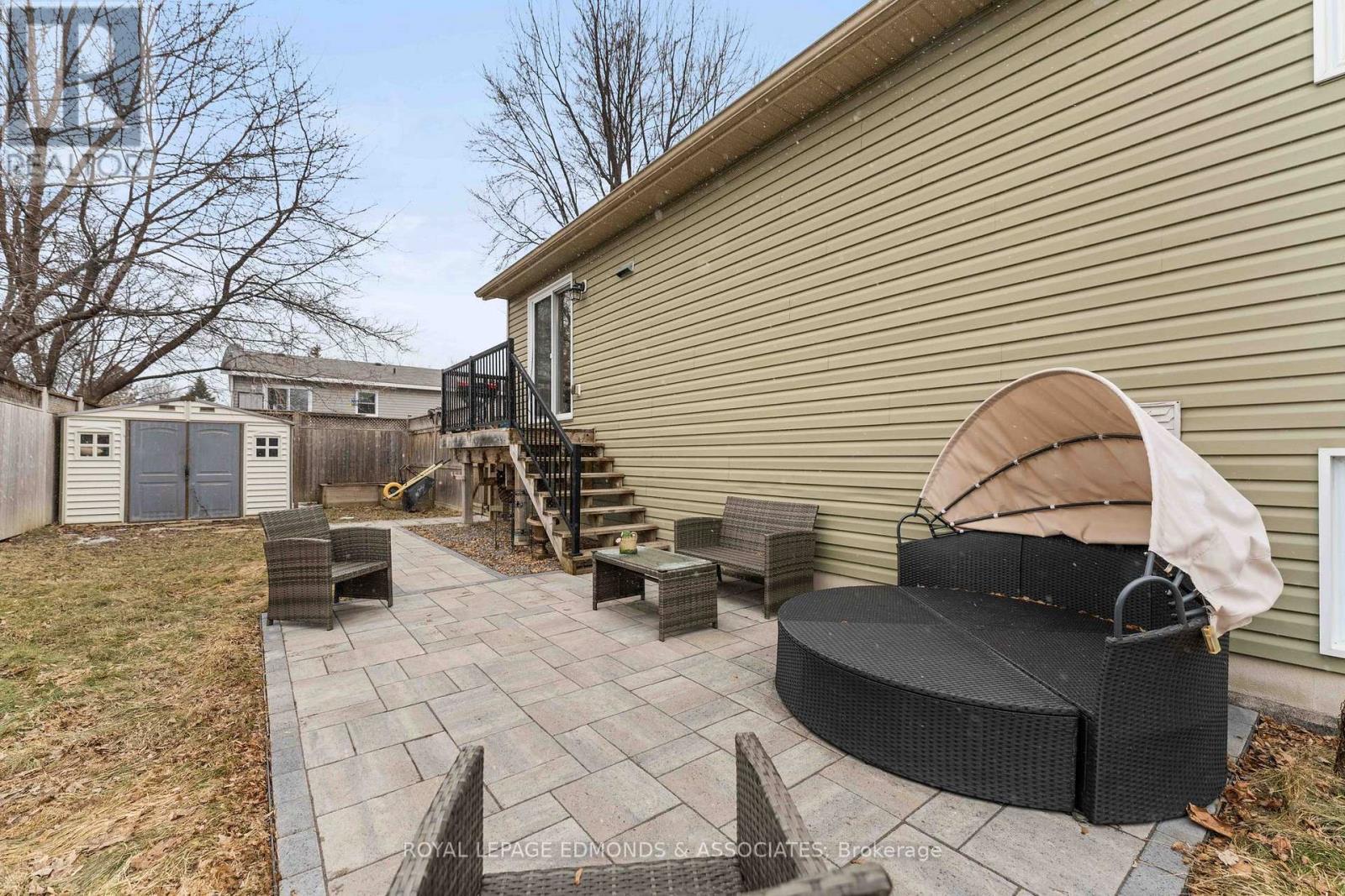 












278 EVERETT STREET

,
Pembroke,




Ontario
K8A3W4

