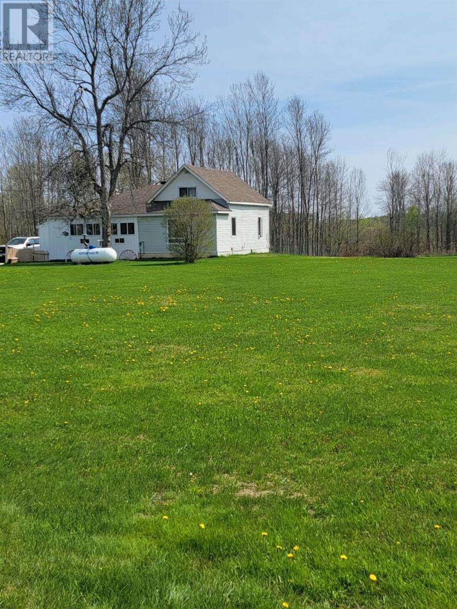 












100 Highway 17 East

,
Spanish,




Ontario
P0P2A0

