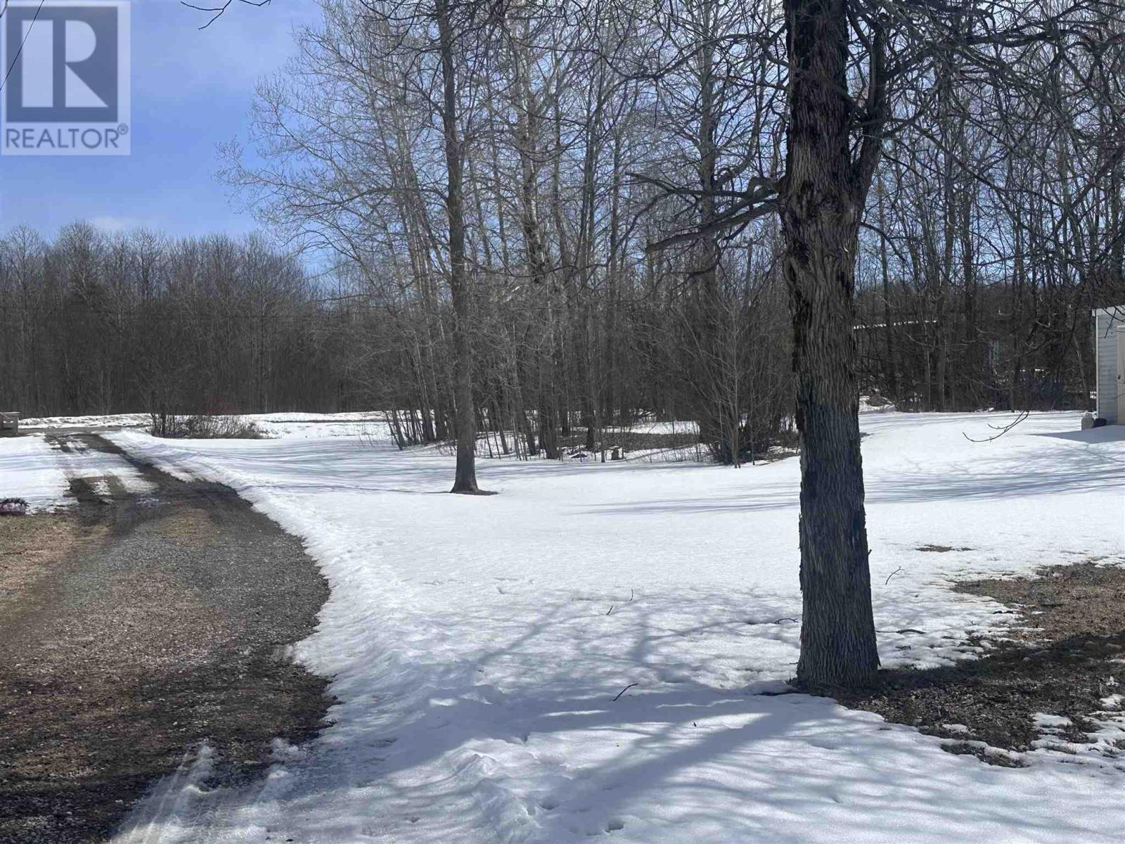 












100 Highway 17 East

,
Spanish,




Ontario
P0P2A0

