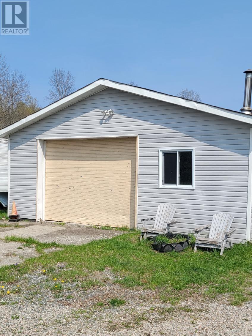 












100 Highway 17 East

,
Spanish,




Ontario
P0P2A0


