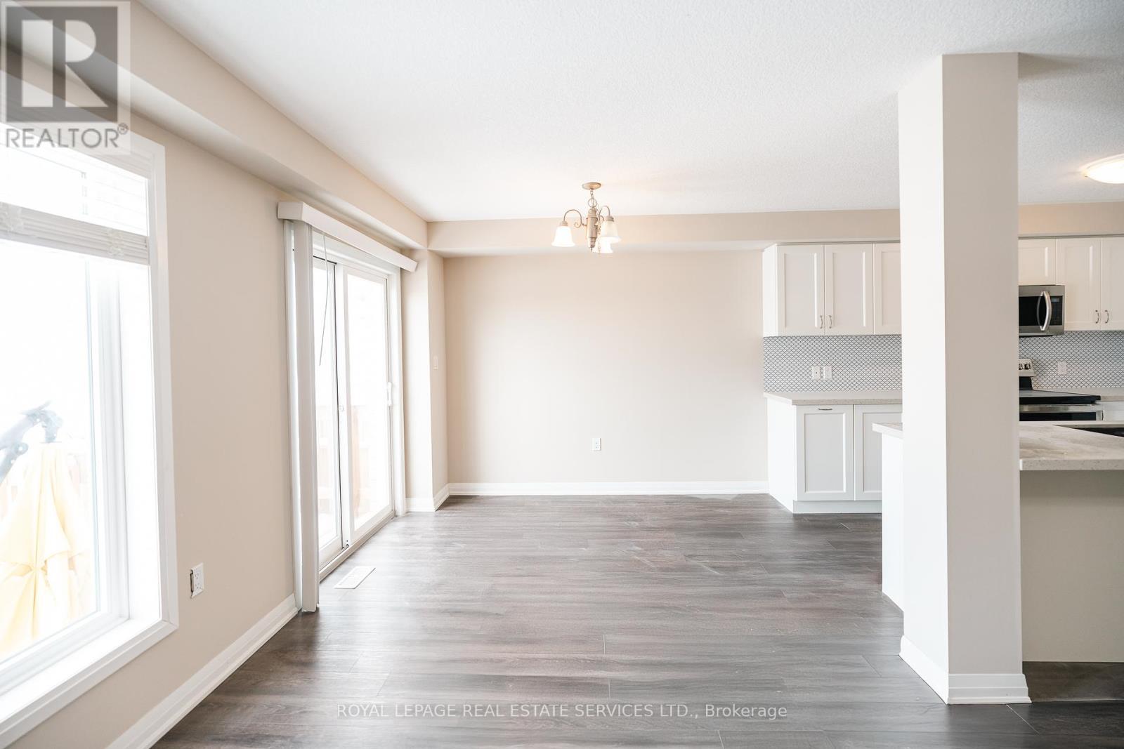 












116 LAGUNA VILLAGE CRESCENT

,
Hamilton,




Ontario
L0R1P0

