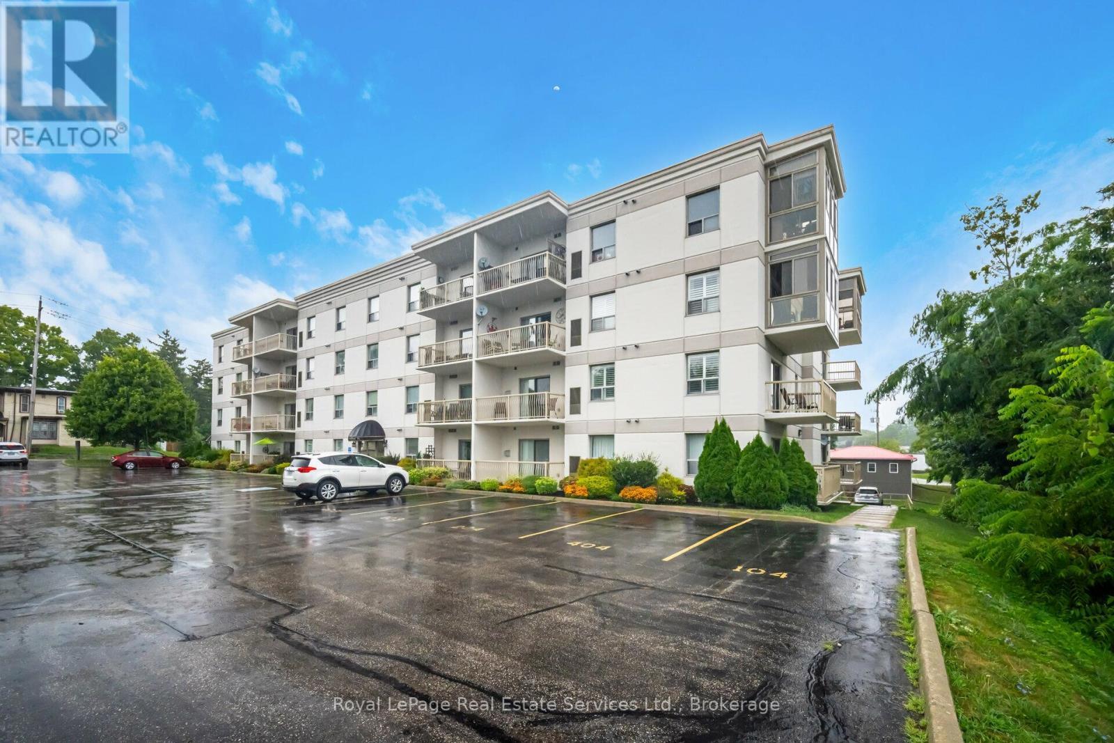 












406 - 12 ST ANDREW STREET

,
Norfolk (Port Dover),




Ontario
N0A1N1


