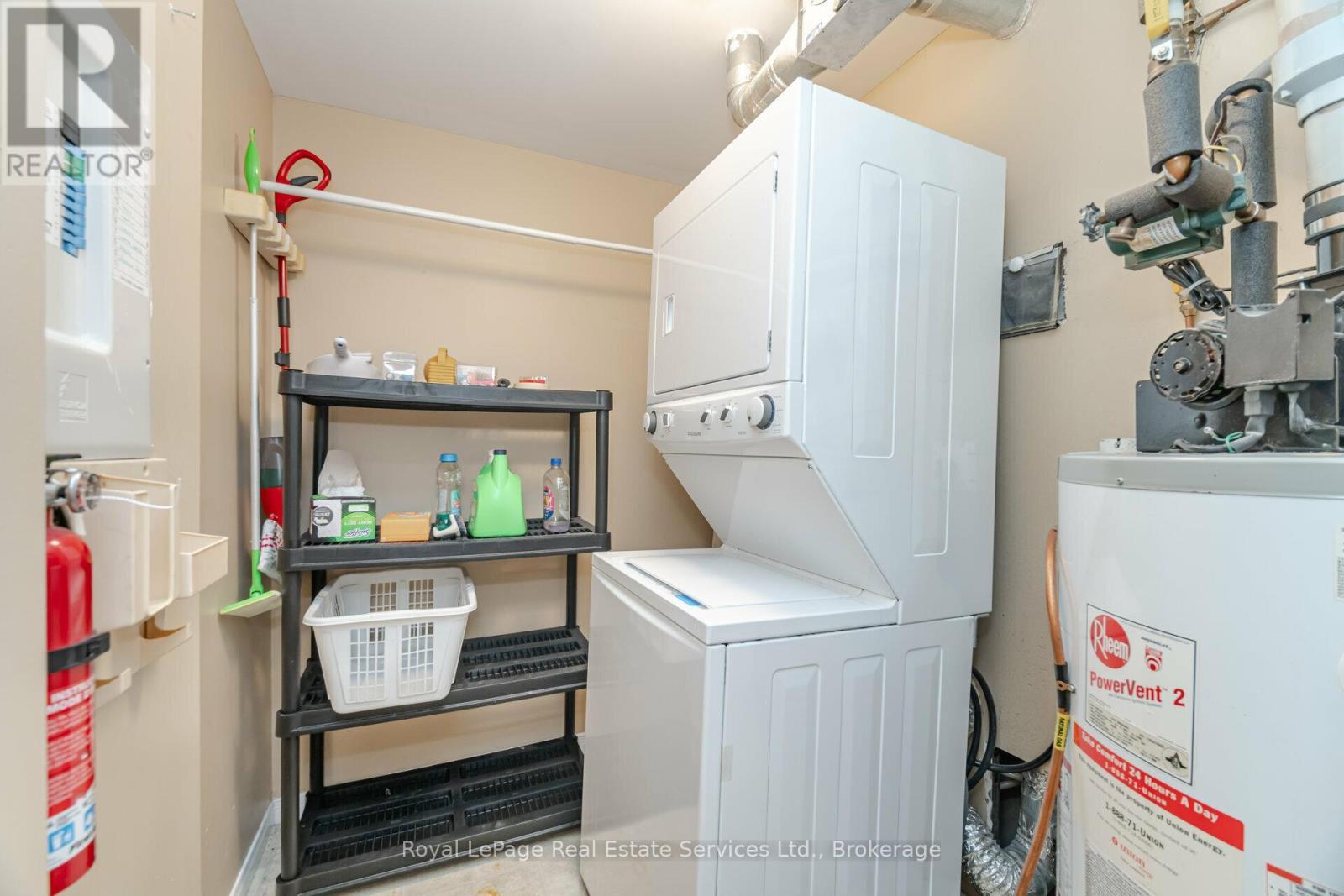 












406 - 12 ST ANDREW STREET

,
Norfolk (Port Dover),




Ontario
N0A1N1

