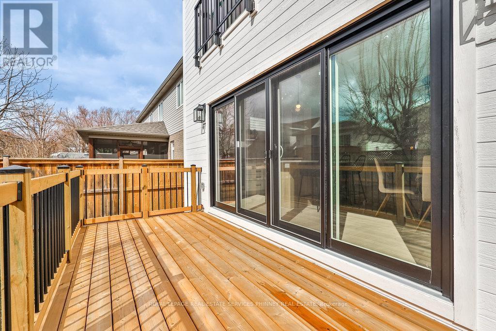 












28 LAKESIDE DRIVE

,
St. Catharines,




Ontario
L2M1P4

