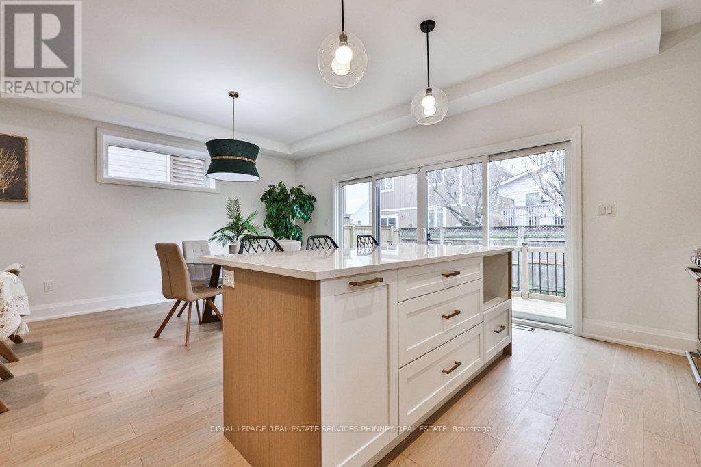 












28 LAKESIDE DRIVE

,
St. Catharines,




Ontario
L2M1P4

