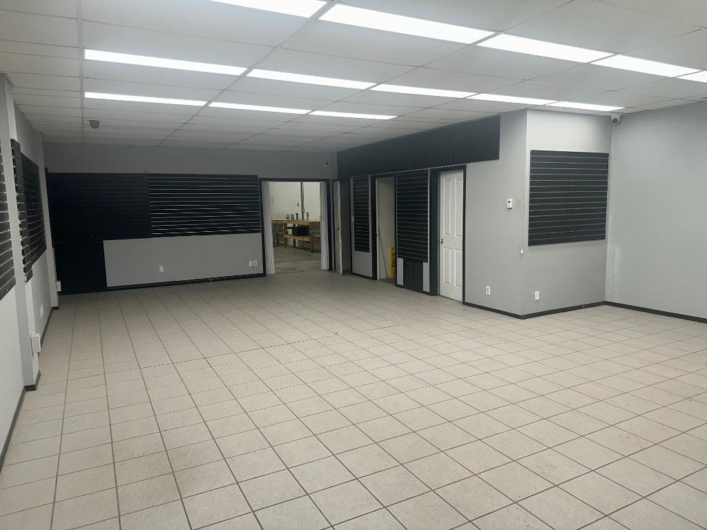 









1007


Kalamalka Lake

Road,
Vernon,




BC
V1T 6V4

