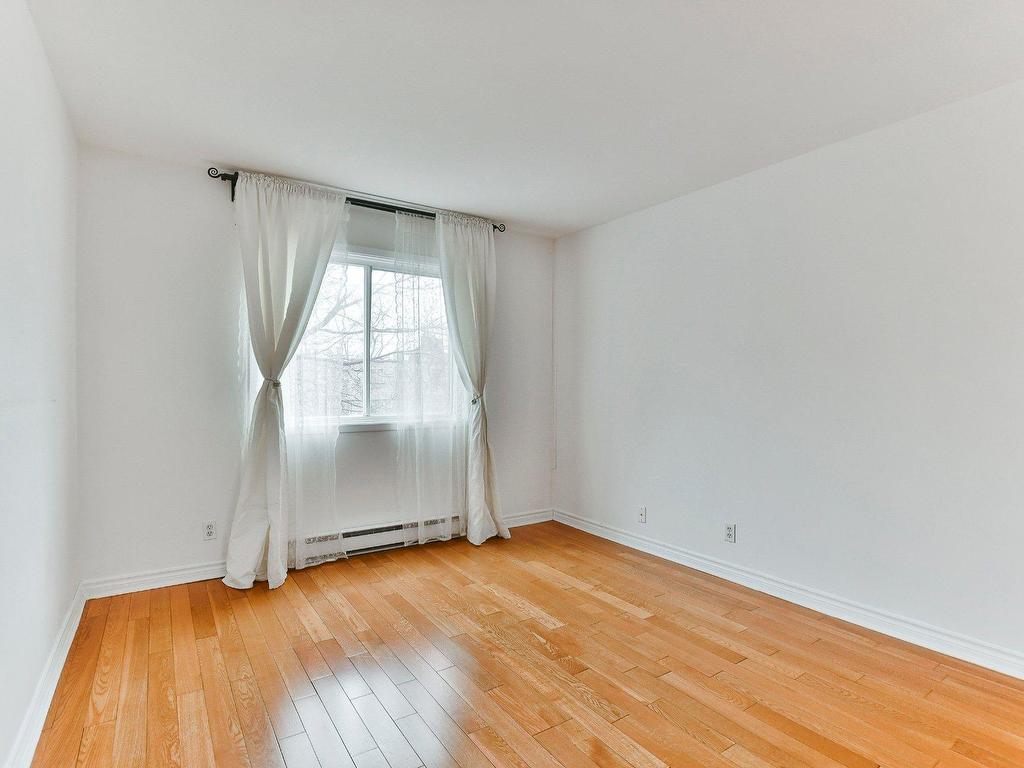 









3562


Rue Charles-Daoust

, 301,
Laval (Chomedey),




QC
H7V3Z6

