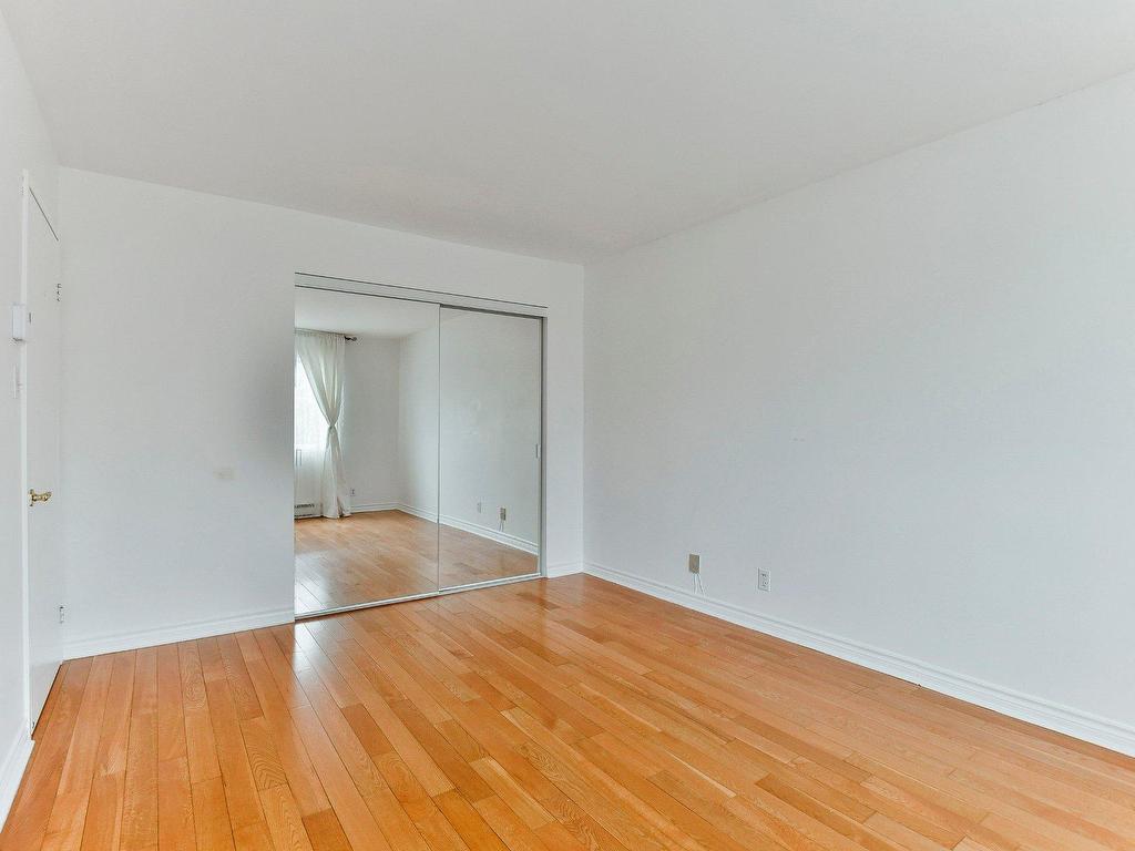 









3562


Rue Charles-Daoust

, 301,
Laval (Chomedey),




QC
H7V3Z6


