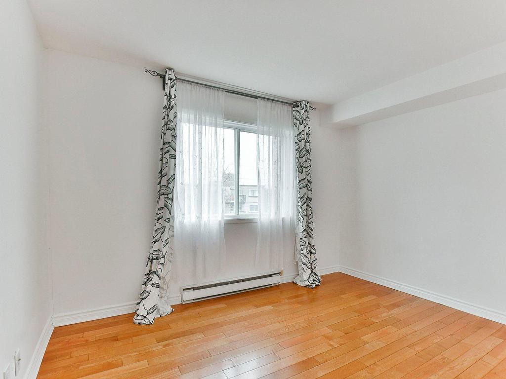 









3562


Rue Charles-Daoust

, 301,
Laval (Chomedey),




QC
H7V3Z6

