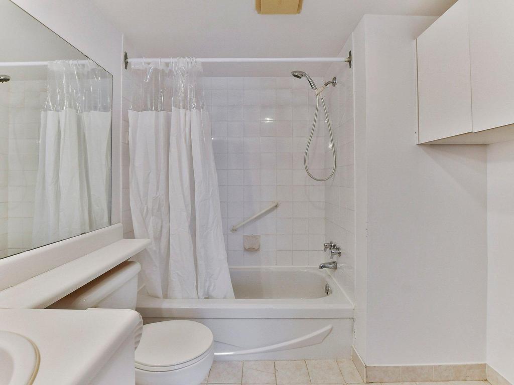 









3562


Rue Charles-Daoust

, 301,
Laval (Chomedey),




QC
H7V3Z6


