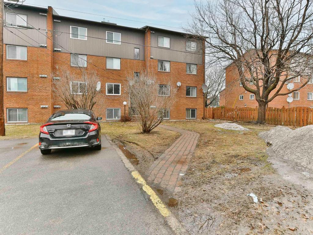 









3562


Rue Charles-Daoust

, 301,
Laval (Chomedey),




QC
H7V3Z6

