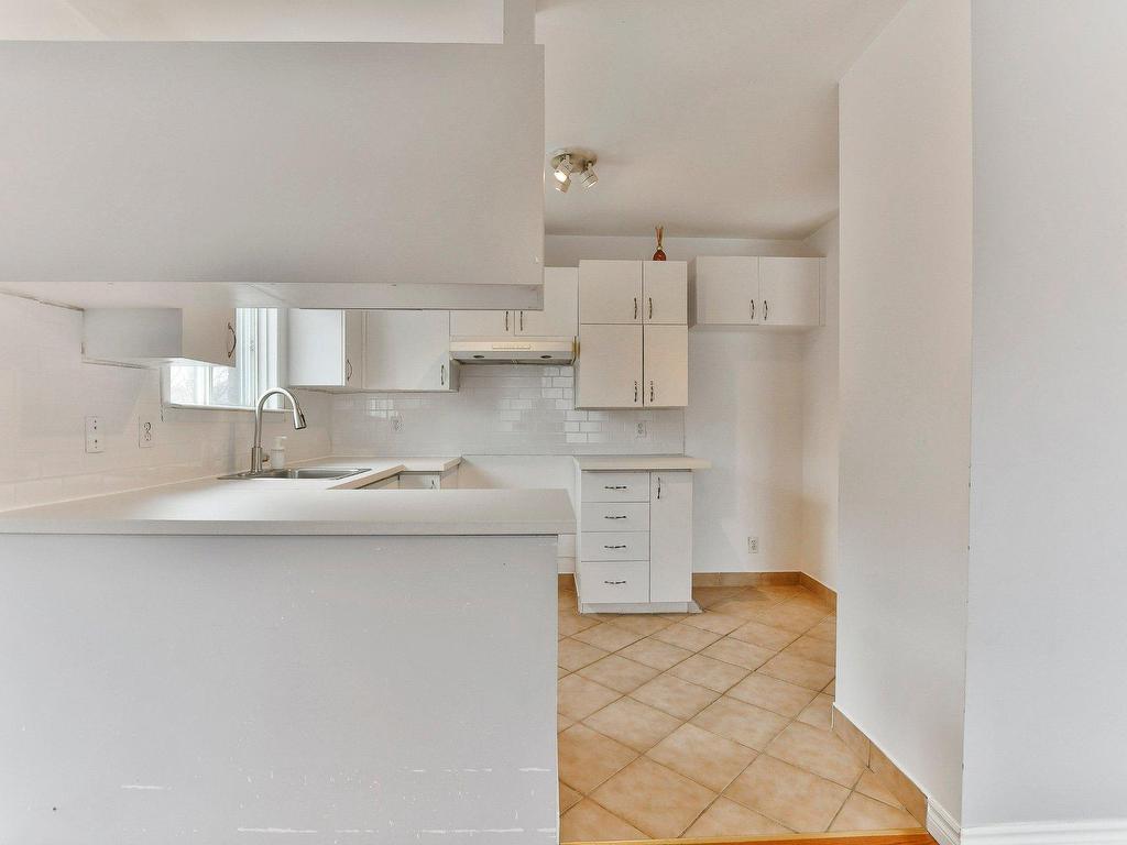 









3562


Rue Charles-Daoust

, 301,
Laval (Chomedey),




QC
H7V3Z6

