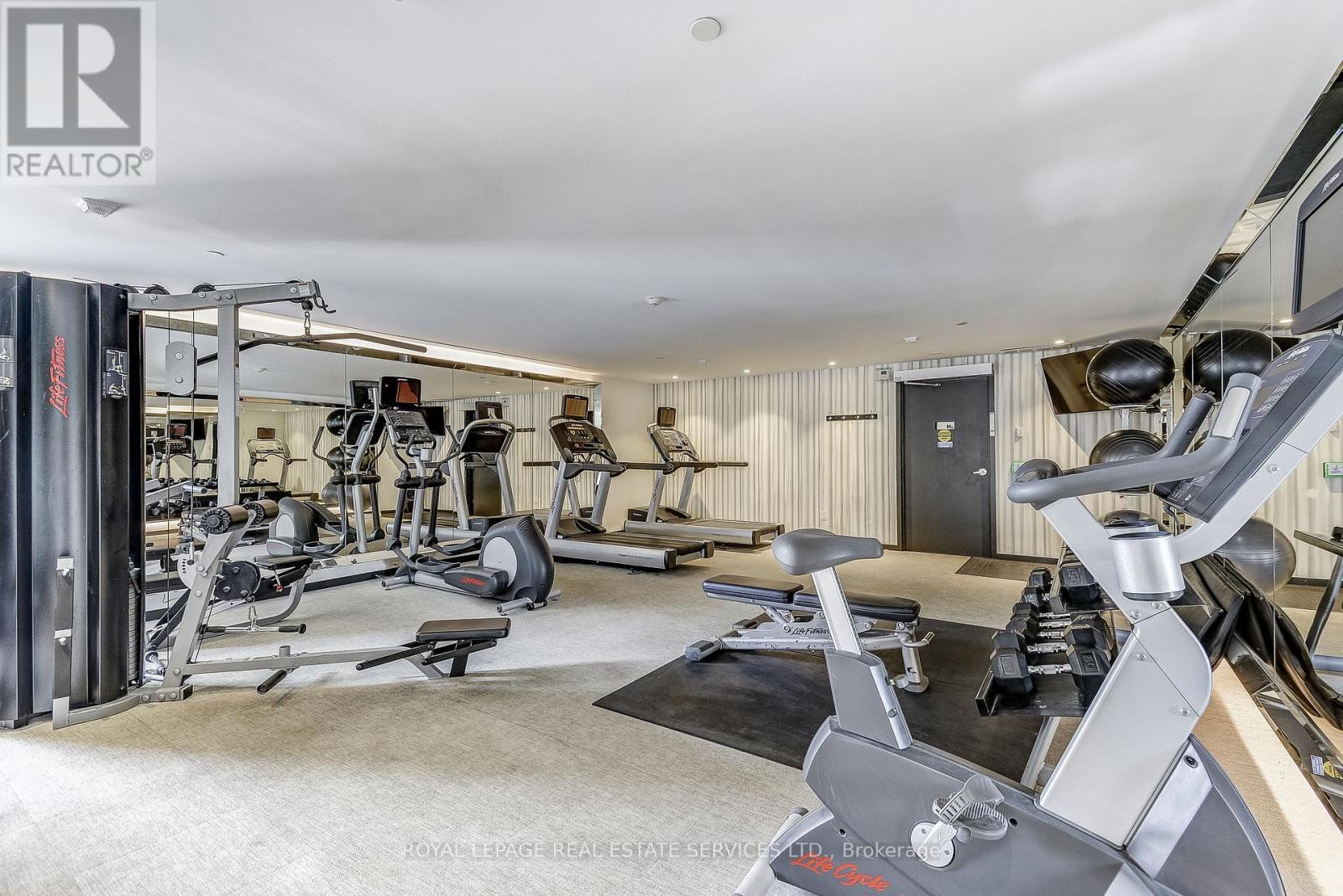 












211 - 150 SABINA DRIVE

,
Oakville,




Ontario
L6H7C3


