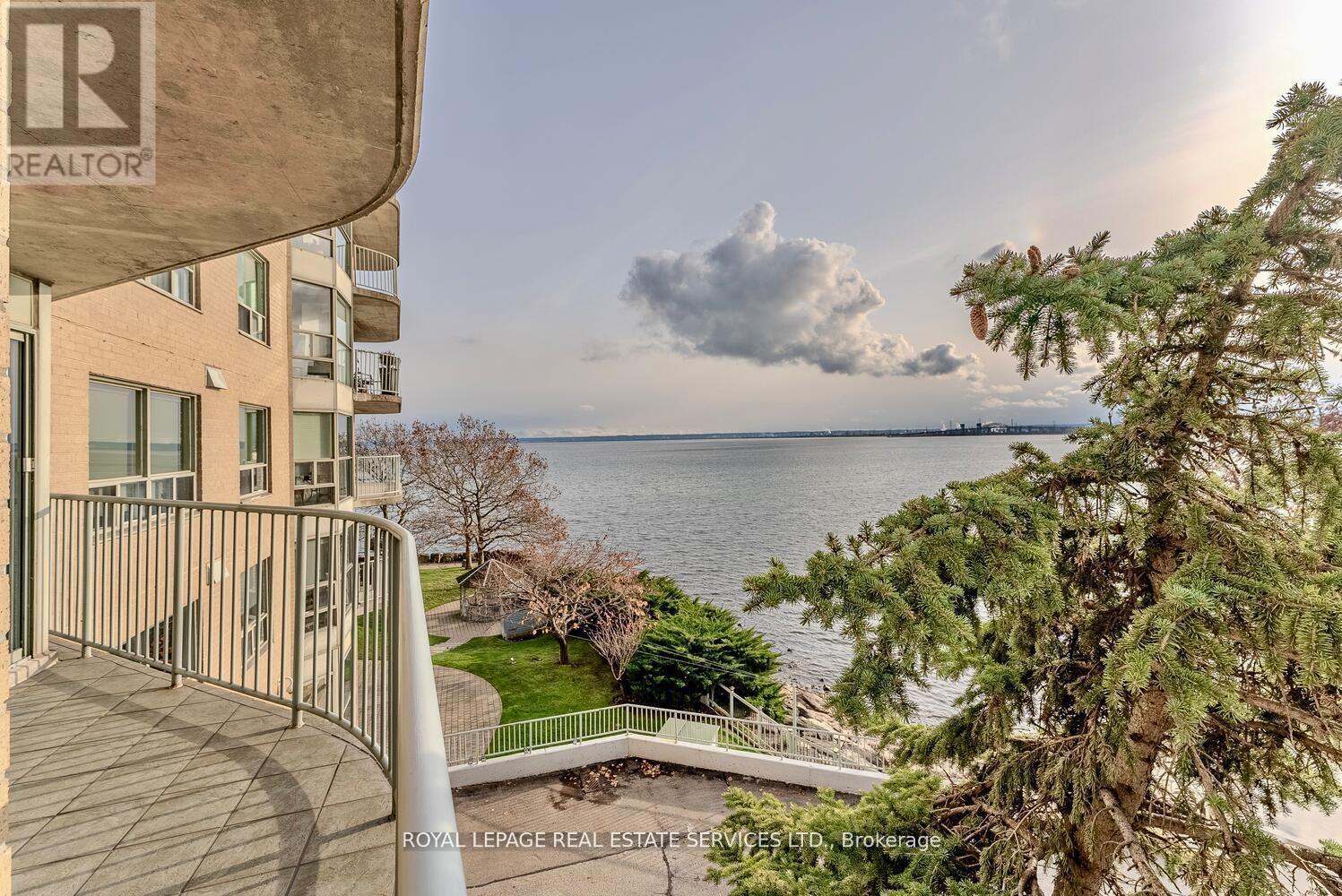 












301 - 2190 LAKESHORE ROAD

,
Burlington,




Ontario
L7R4K1

