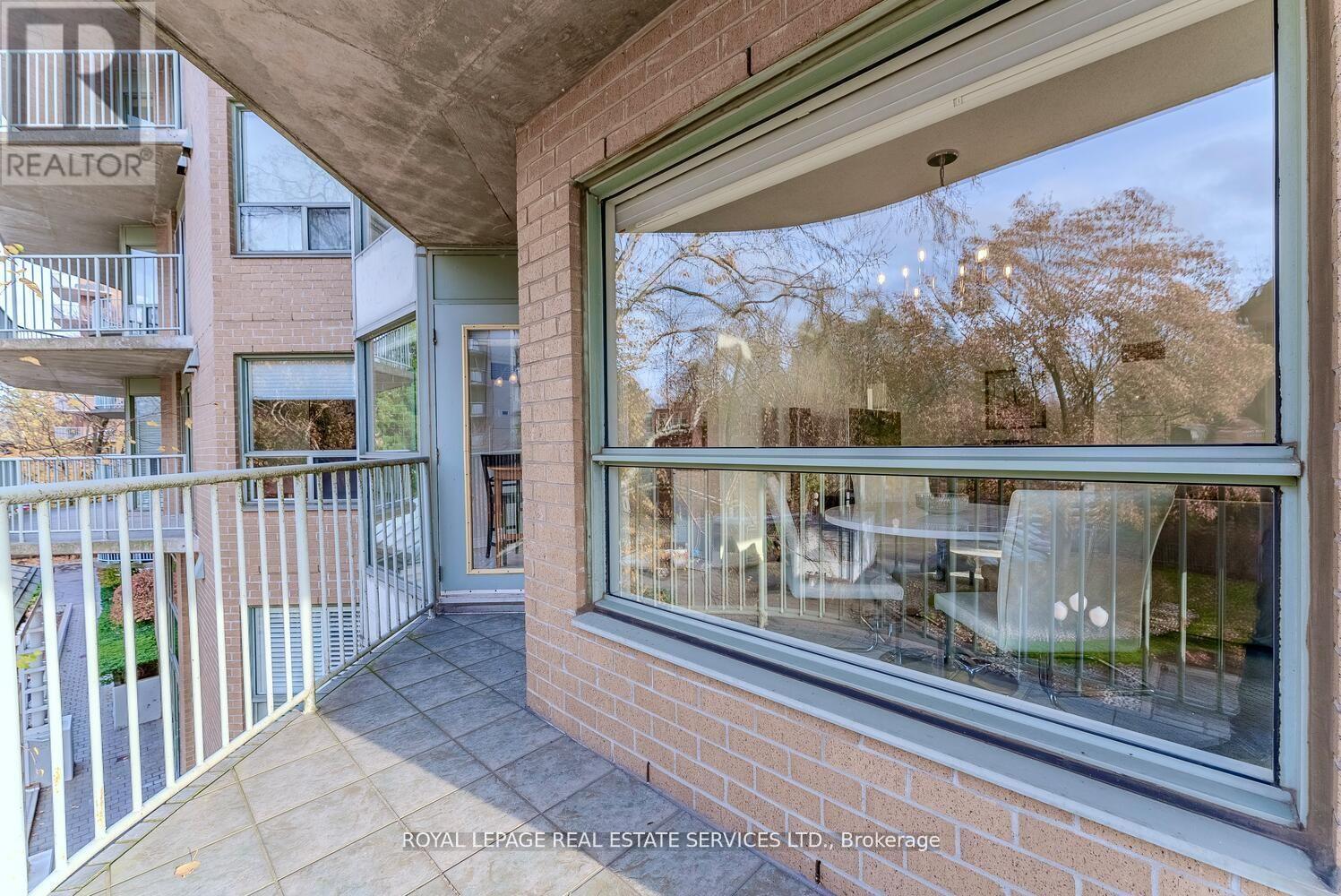 












301 - 2190 LAKESHORE ROAD

,
Burlington,




Ontario
L7R4K1

