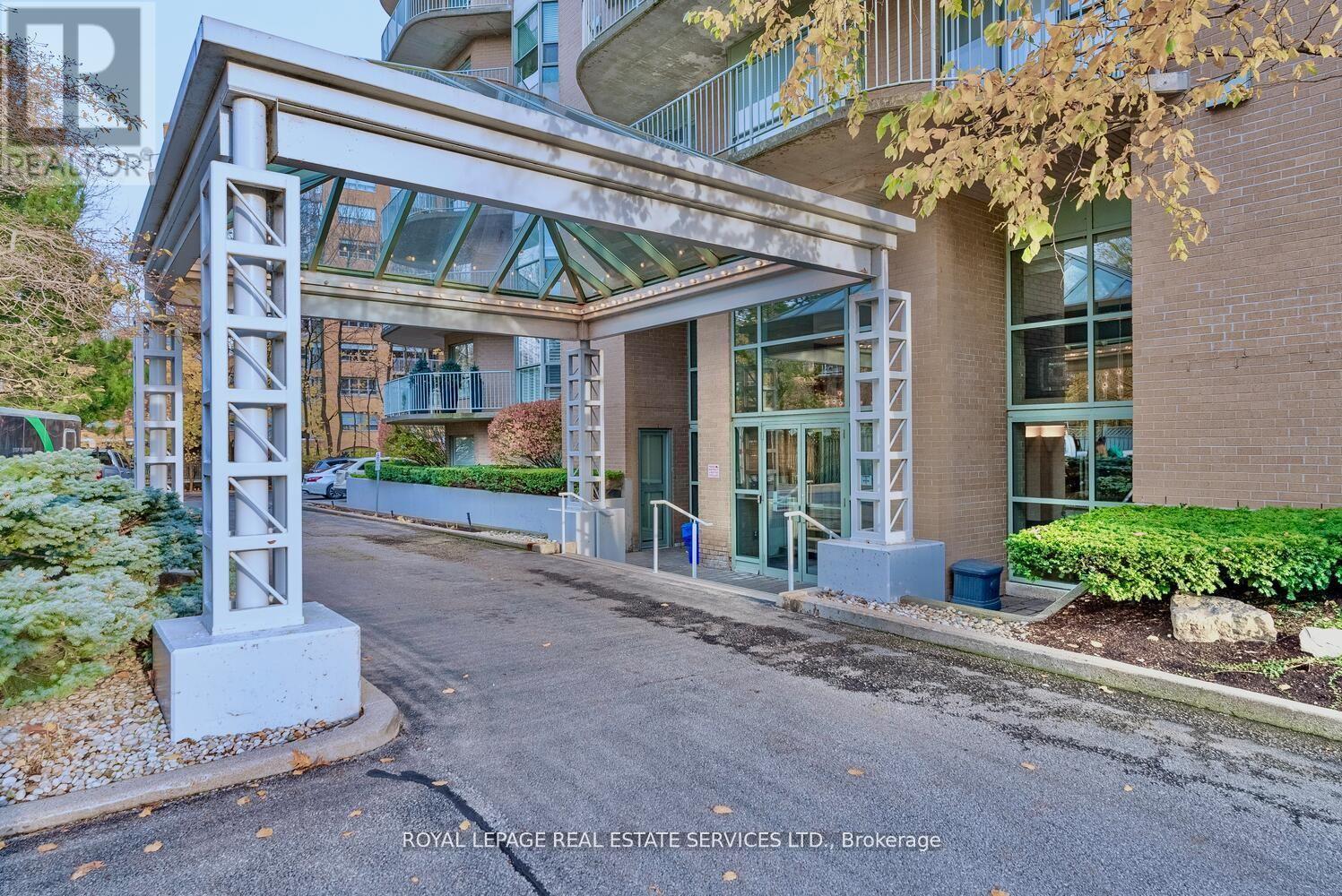 












301 - 2190 LAKESHORE ROAD

,
Burlington,




Ontario
L7R4K1

