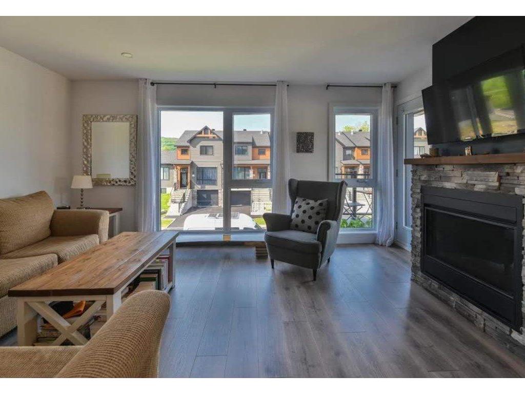 









92


Rue de Joliette

, 301,
Bromont,




QC
J2L1H7

