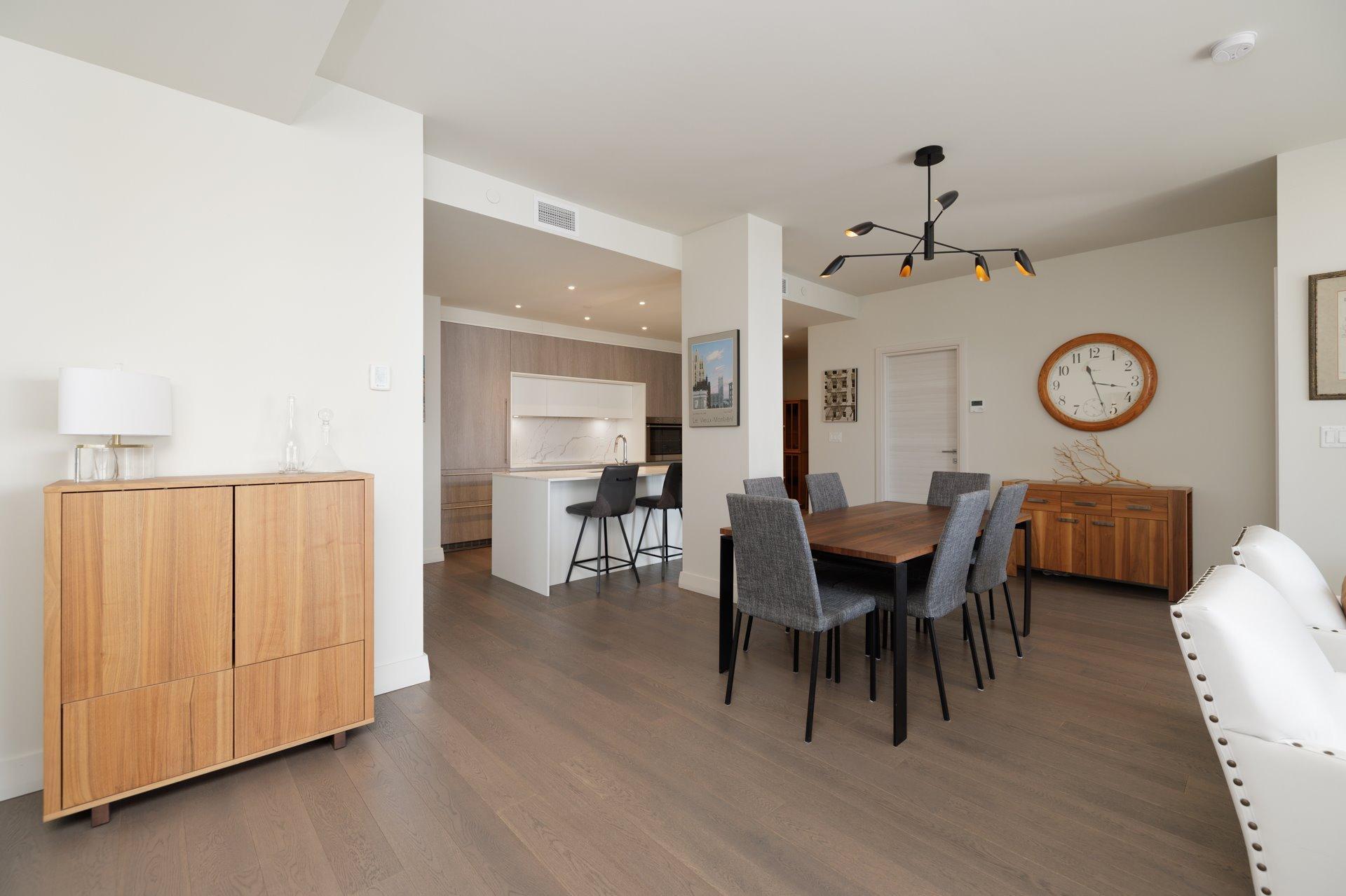 









36


Ch. du Bord-du-Lac-Lakeshore

, 501,
Pointe-Claire,




QC
H9S0B3

