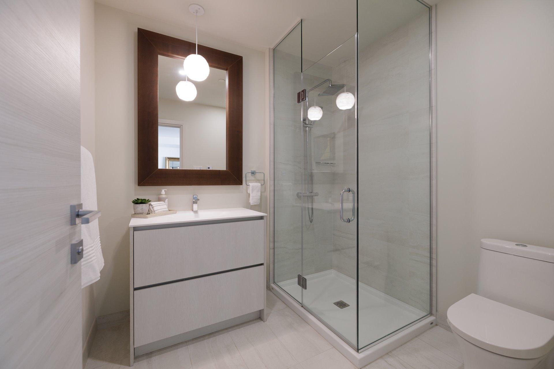









36


Ch. du Bord-du-Lac-Lakeshore

, 501,
Pointe-Claire,




QC
H9S0B3

