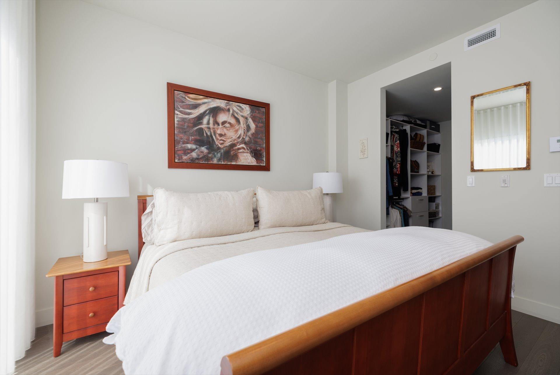 









36


Ch. du Bord-du-Lac-Lakeshore

, 501,
Pointe-Claire,




QC
H9S0B3

