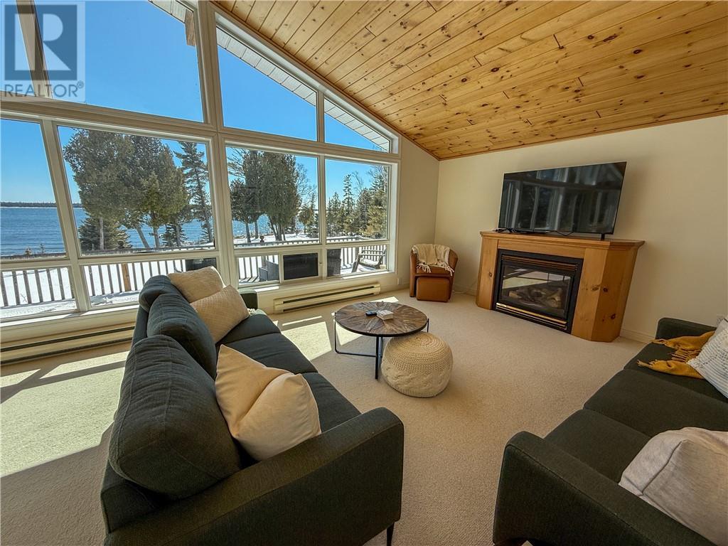 












150 Pennie Avenue

,
Tehkummah, Manitoulin Island,




Ontario
P0P2C0

