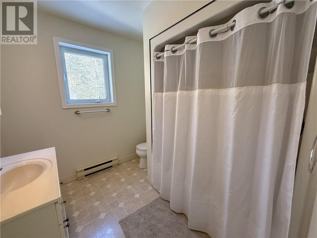 












150 Pennie Avenue

,
Tehkummah, Manitoulin Island,




Ontario
P0P2C0

