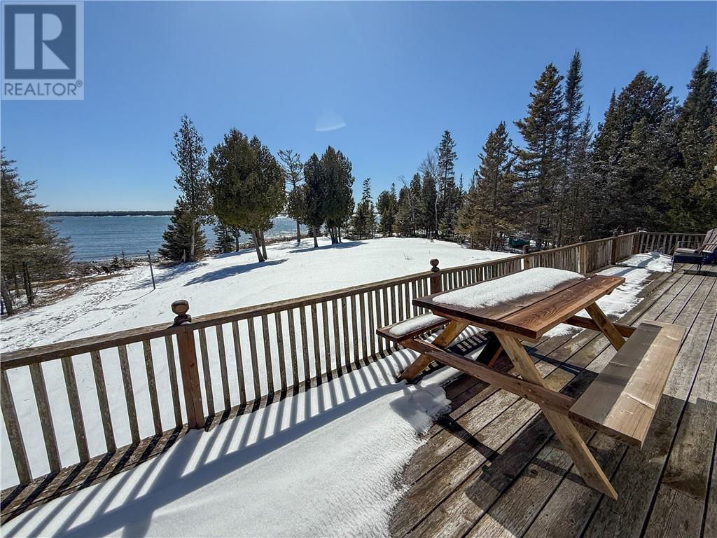












150 Pennie Avenue

,
Tehkummah, Manitoulin Island,




Ontario
P0P2C0


