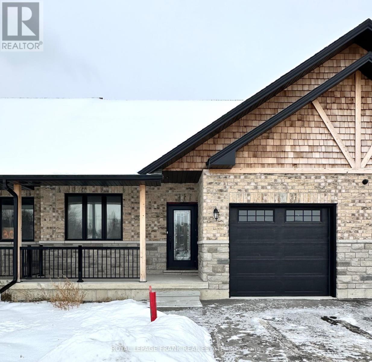 












34 POND STREET

,
Trent Hills (Hastings),




Ontario
K0L1Y0

