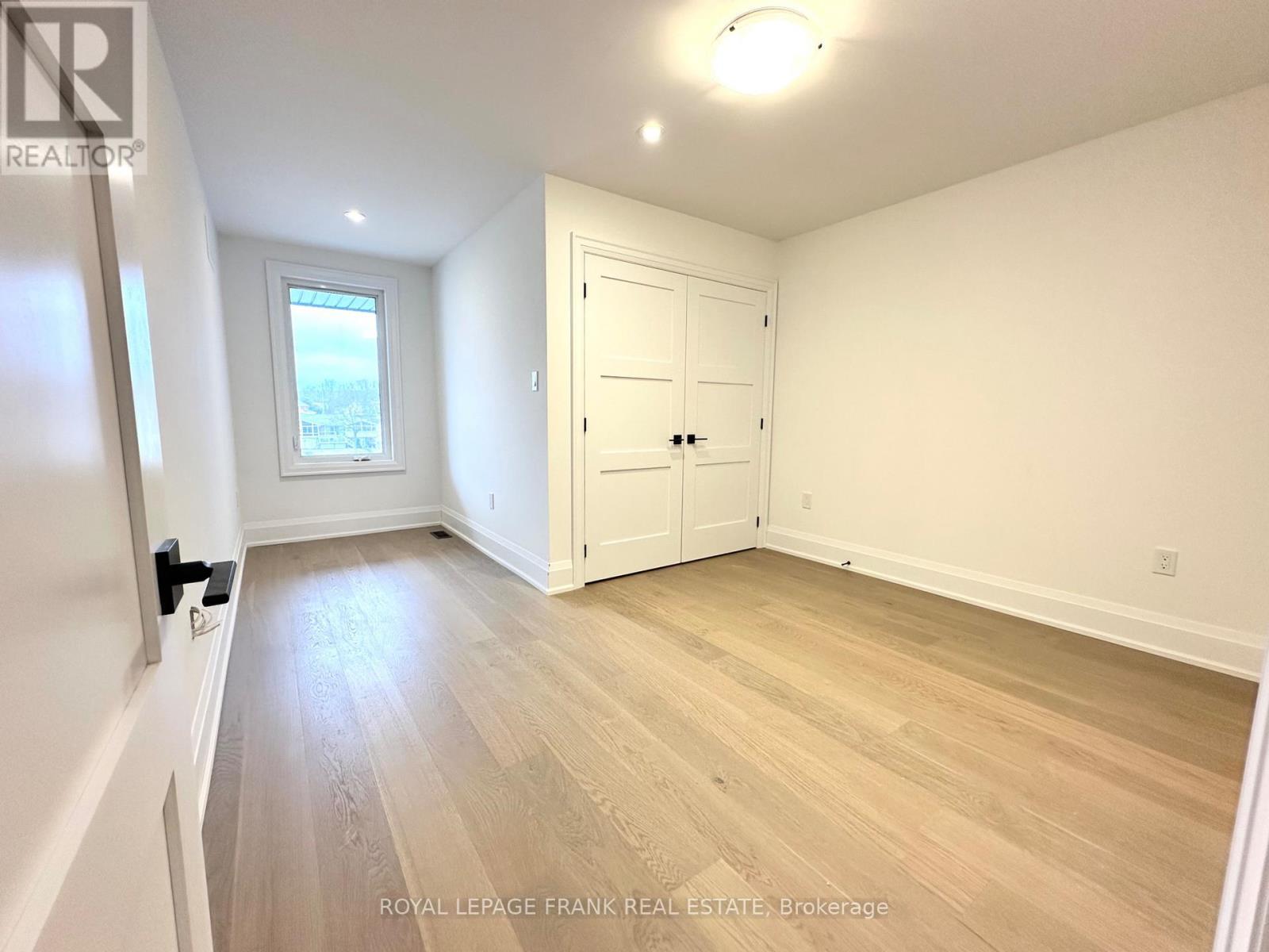 












34 POND STREET

,
Trent Hills (Hastings),




Ontario
K0L1Y0

