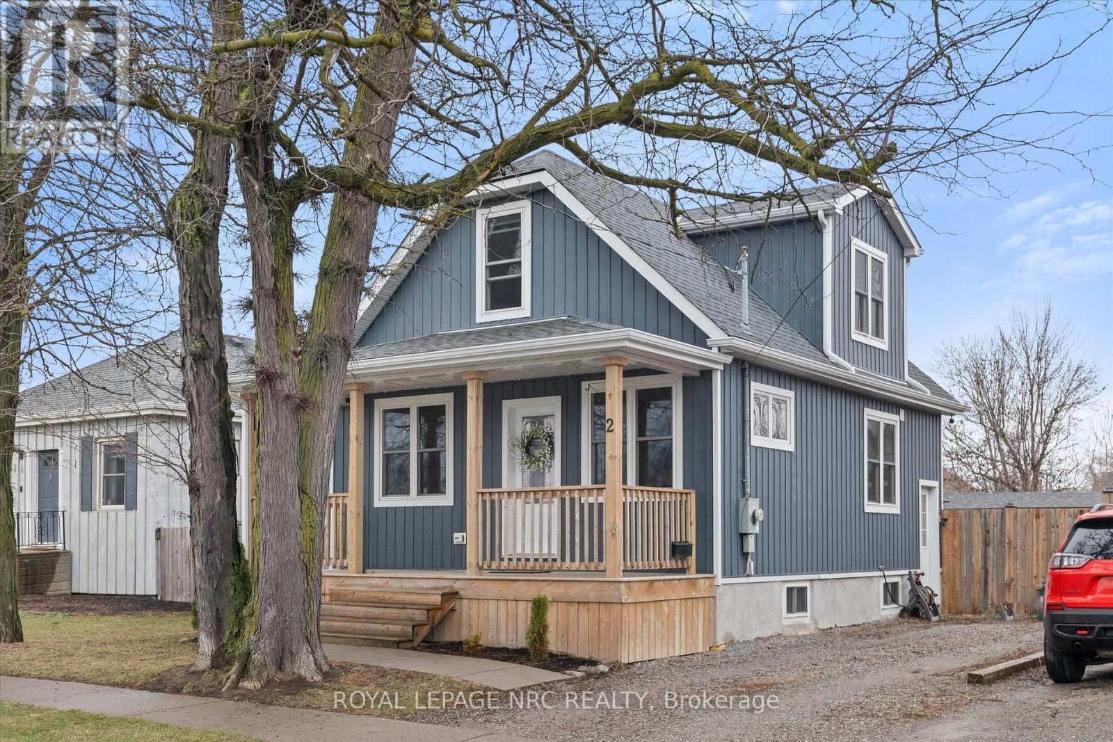 












2 CURRIE STREET

,
St. Catharines (Facer),




Ontario
L2M5M6

