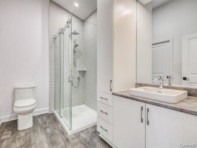









270


Ch. H.-Zurenski

, A,
Val-des-Monts,




QC
J8N5J2

