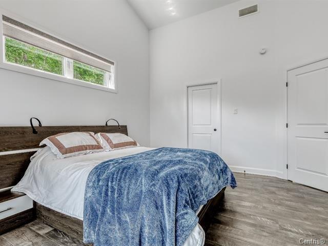 









270


Ch. H.-Zurenski

, A,
Val-des-Monts,




QC
J8N5J2

